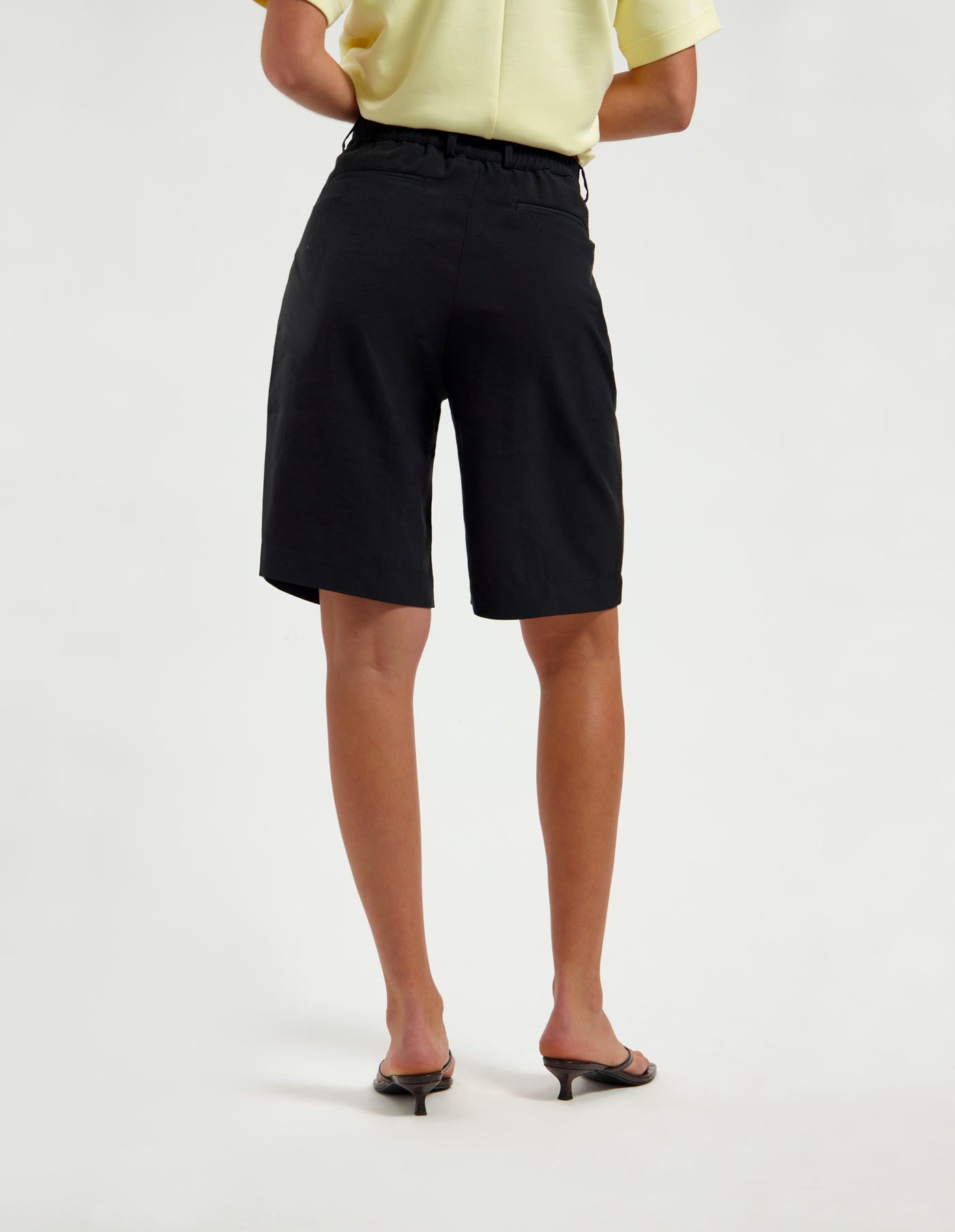 ROSIE SHORTS - BLACK