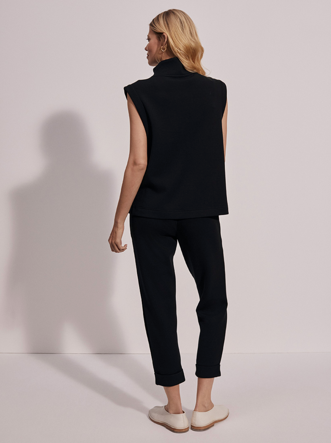 THE ROLLED CUFF PANT 28.5 - BLACK