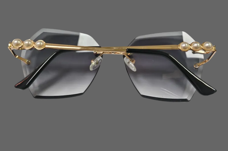 Tiber Pearl