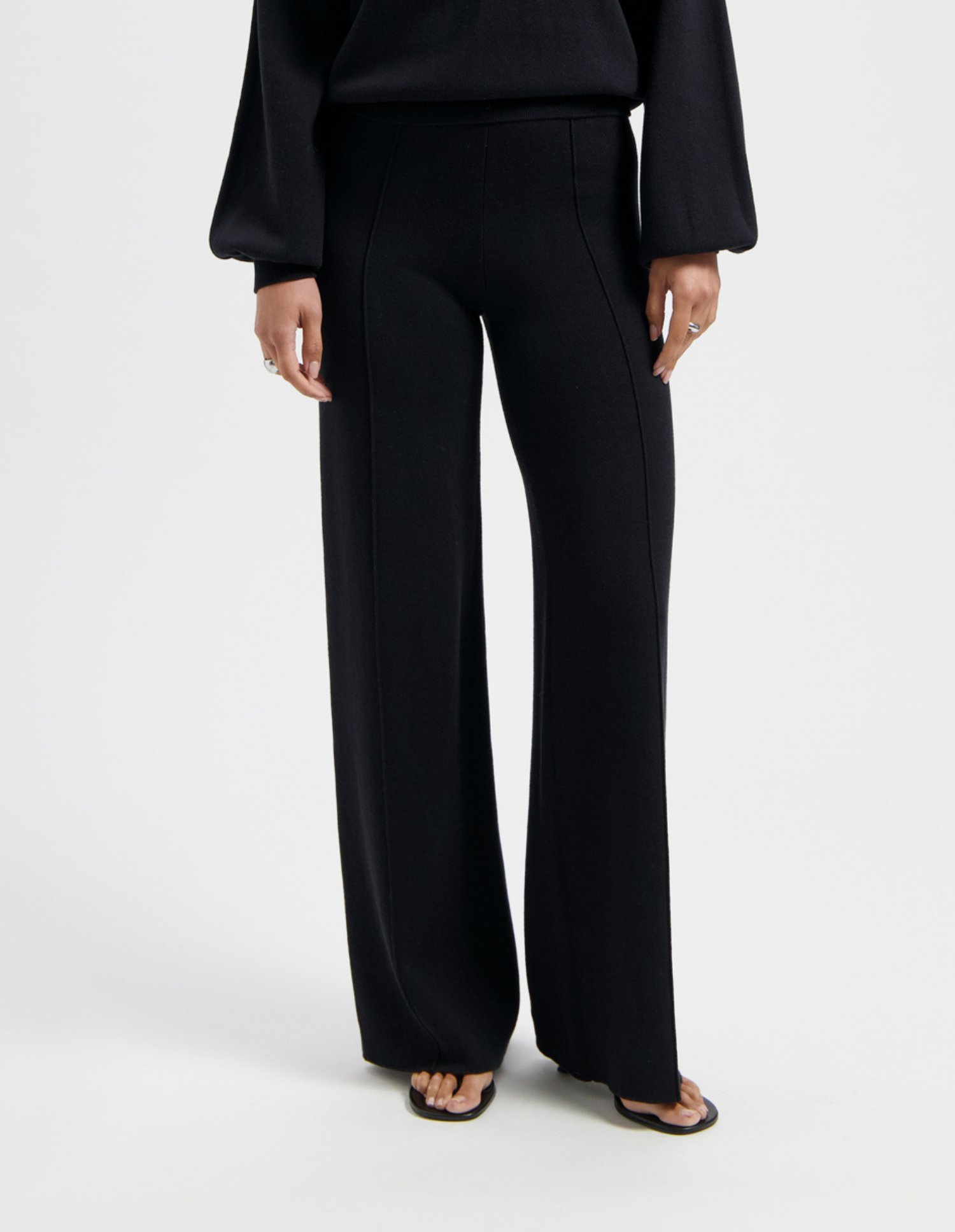 CORINE BROEK - BLACK