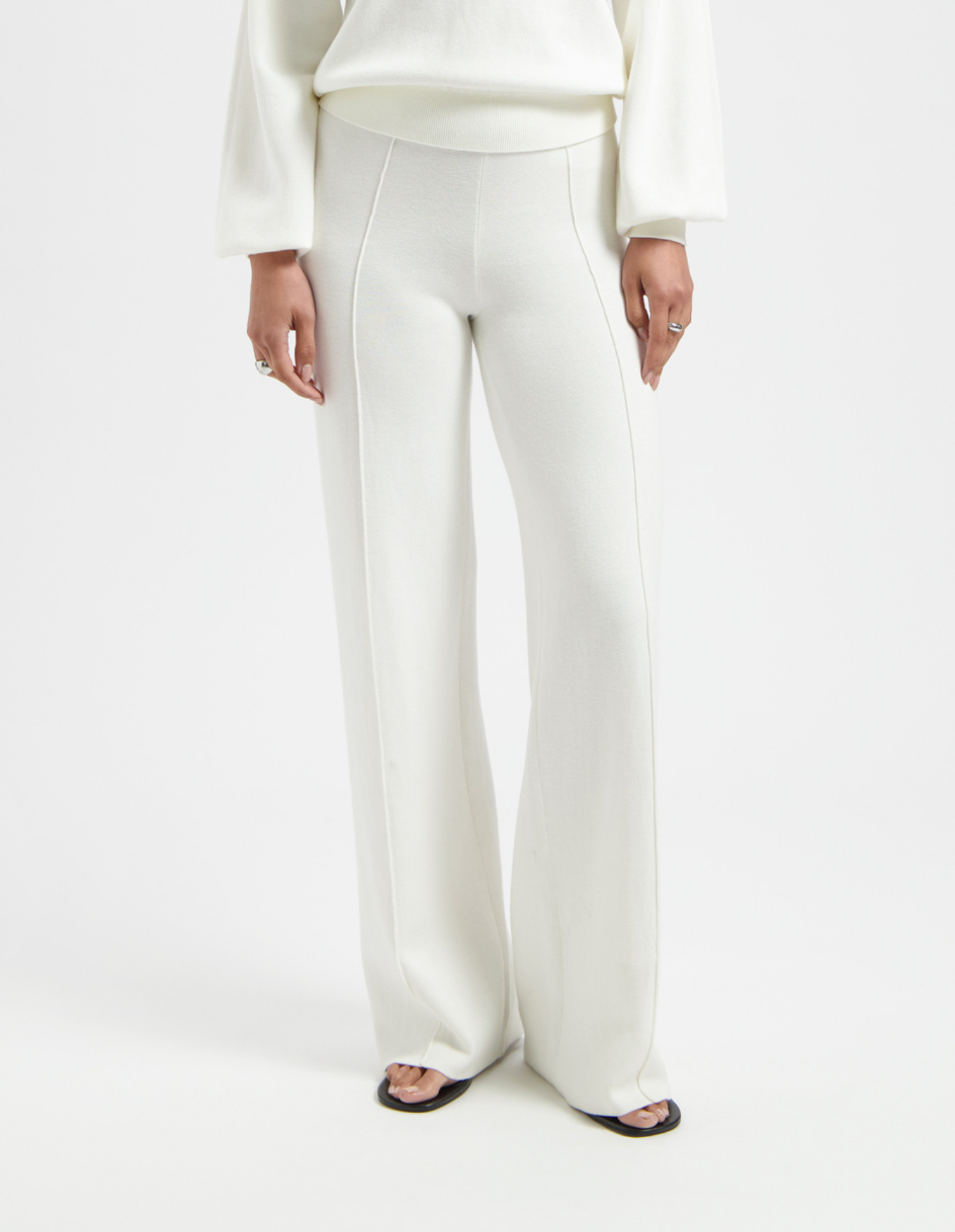 CORINE BROEK - WHITE
