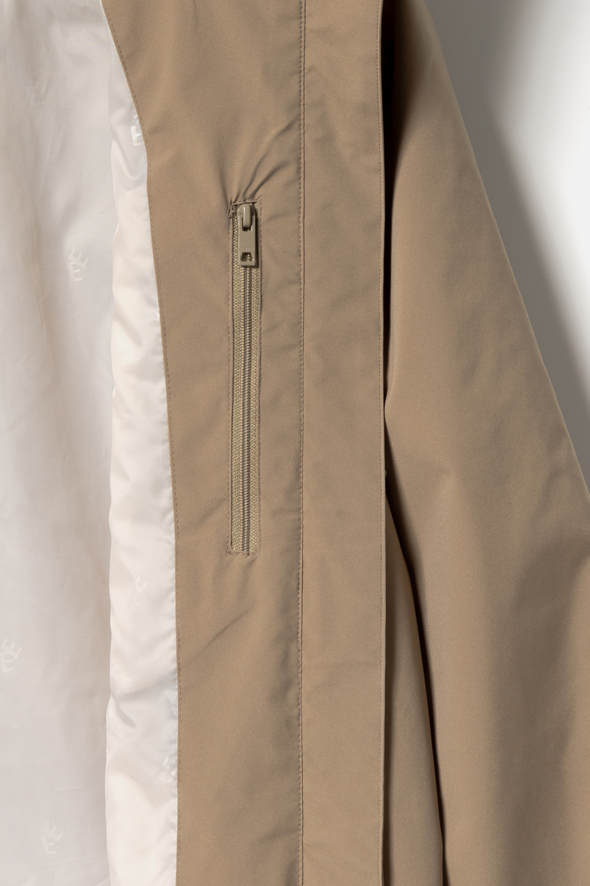JONIE - BRITISH KHAKI