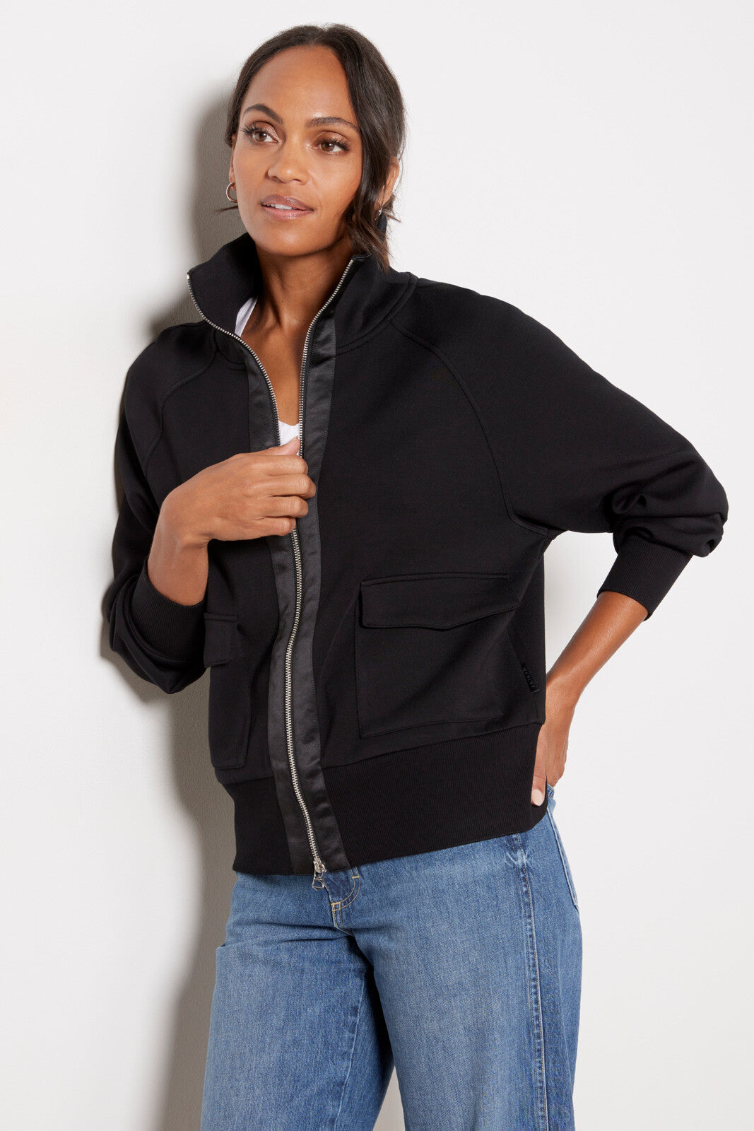 ROXBURY ZIP THROUGH - BLACK