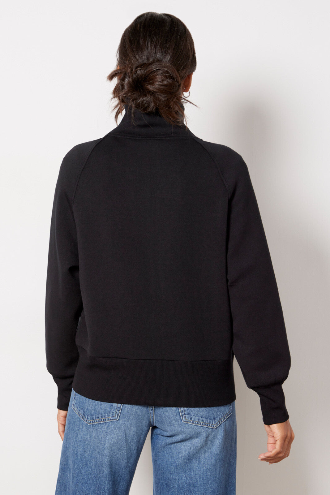 ROXBURY ZIP THROUGH - BLACK